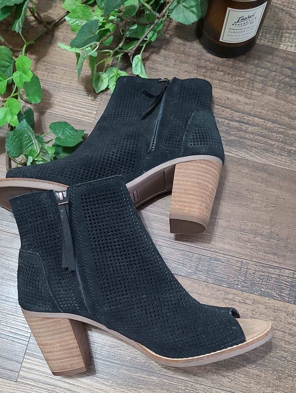 Toms Majorca Black Peep Toe Perforated Suede Bootie - Picture 4 of 9